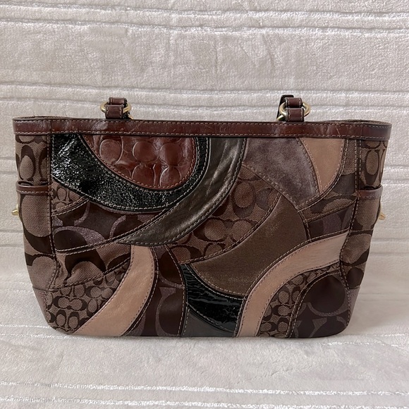 Coach Mosaic Gallery Signature CC Patchwork Shoulder Tote Bag - Picture 3 of 13